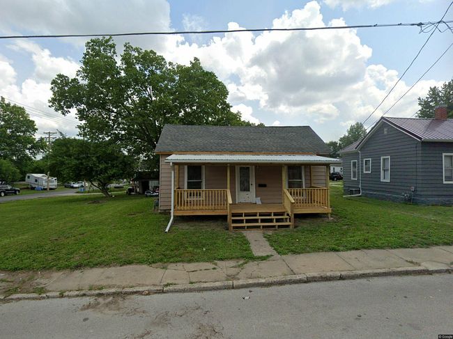 Image of 1432 Main St