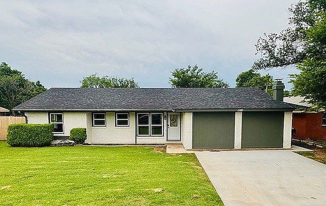 Photo of 4513 Lake View Dr, Wichita Falls, TX