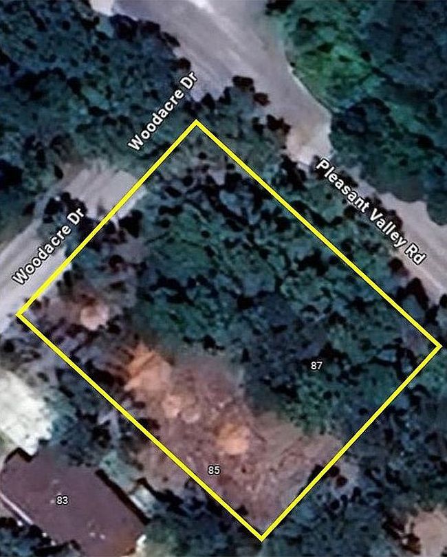 Preview of property located at 87 Woodacre Dr