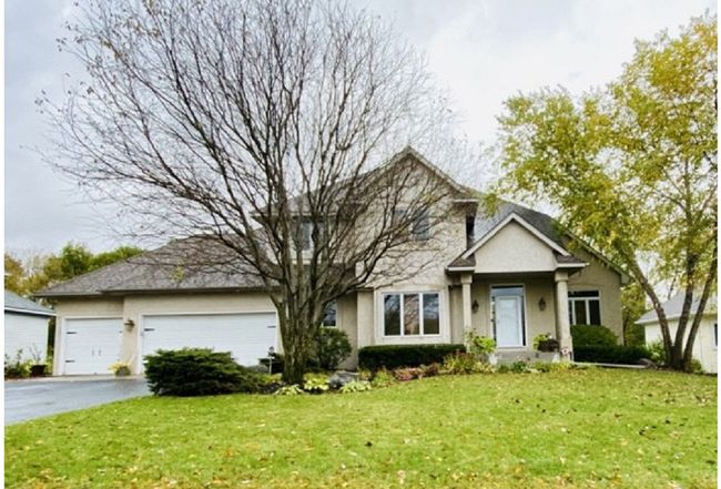 918 Bavaria Hills Ter, Chaska, MN