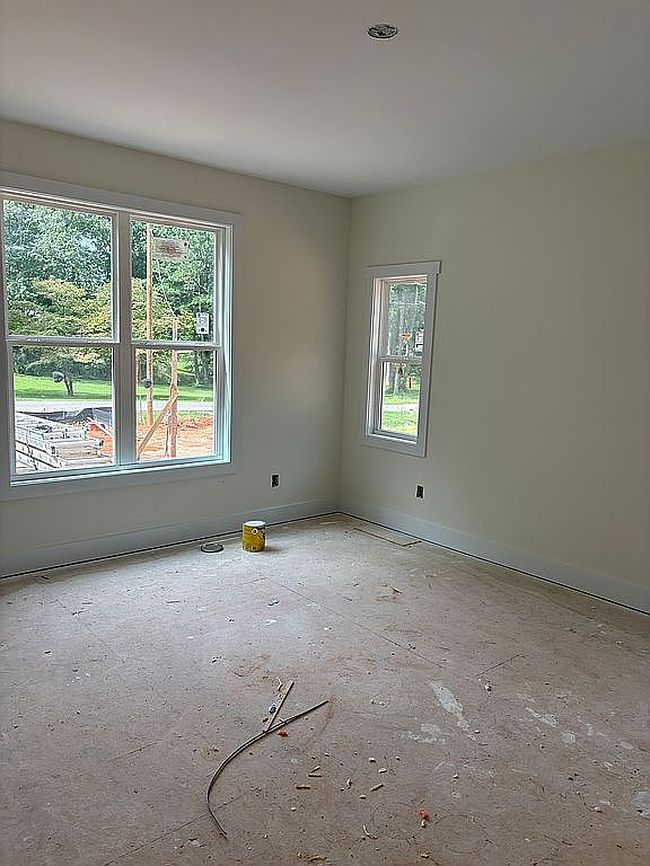 Photo of 311 Kensington Cir, Bremen, GA