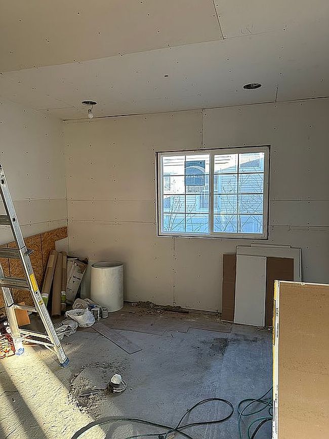 Image of 634 2nd St