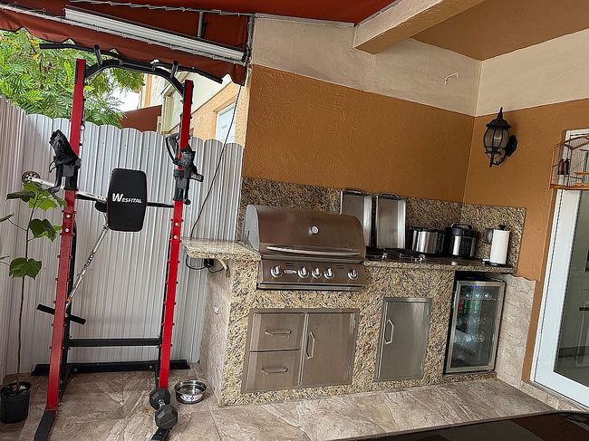 Photo of 119 E 4th St Unit 6, Hialeah, FL