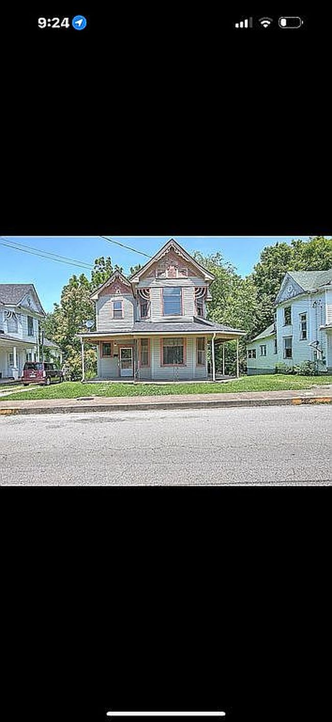 Photo of 158 Griffin Ave, Somerset, KY