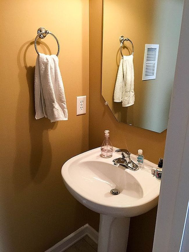 Image of 716 W Accipiter Cir