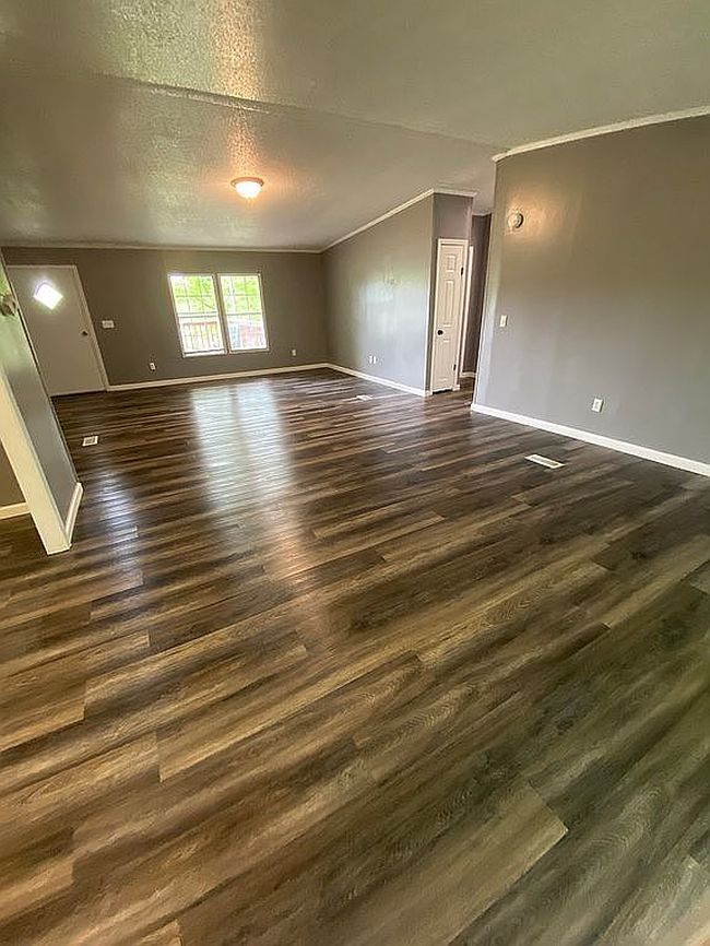 Image of 717 Ross Ln