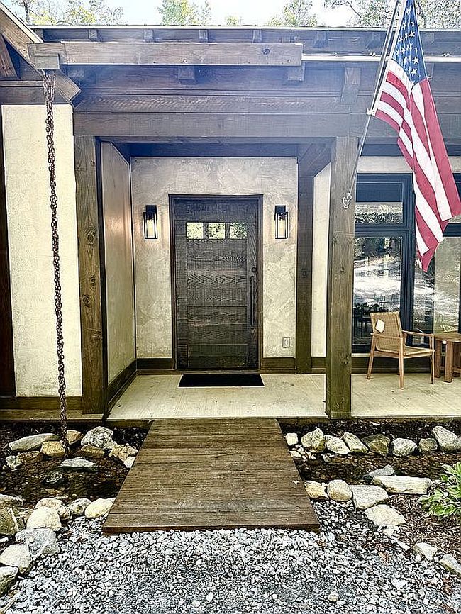 Image of 126 Hi Ami Ln
