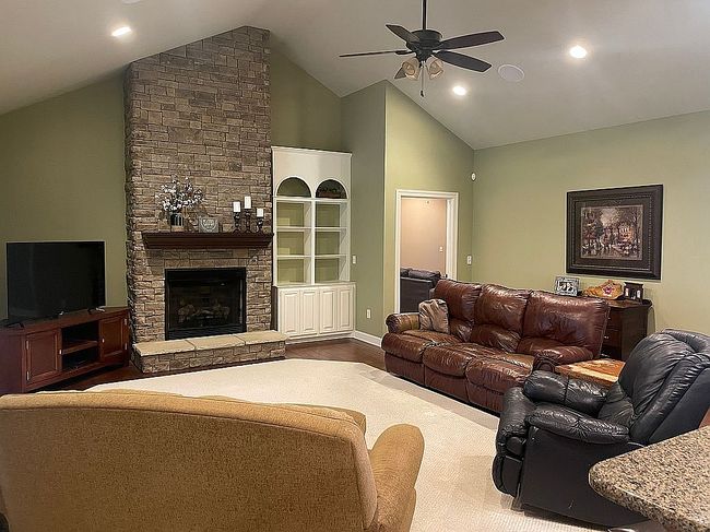 Image of 4596 Fairvue Farm Ct