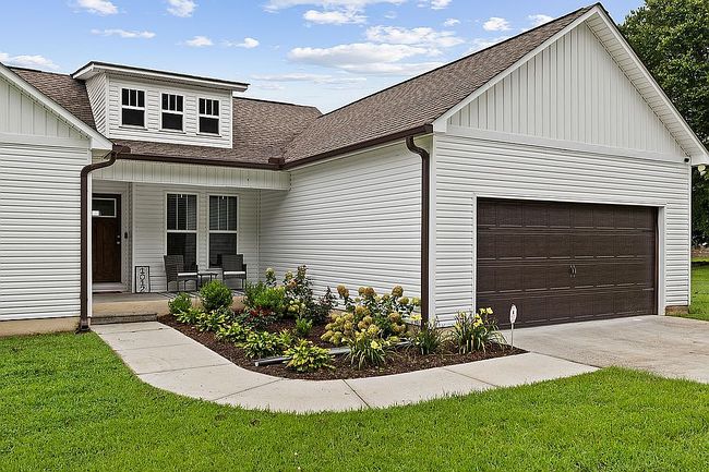 Photo of 1012 E Main St, Albertville, AL