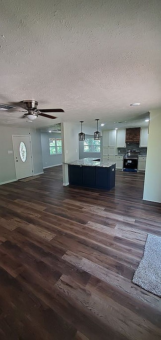 735 County Road 1109, Maud, TX