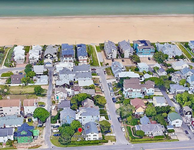 Image of 121 55th St
