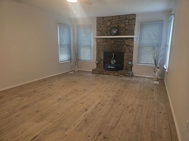 Photo of 1819 Elliot Farm Rd, Fayetteville, NC