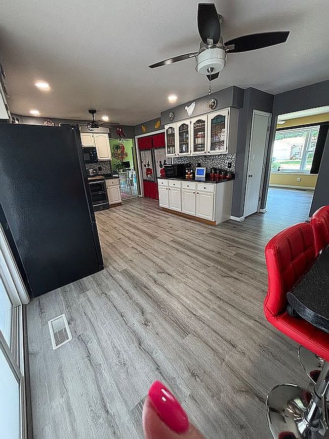 Photo of 211 S Runyon Ave, Taylorville, IL