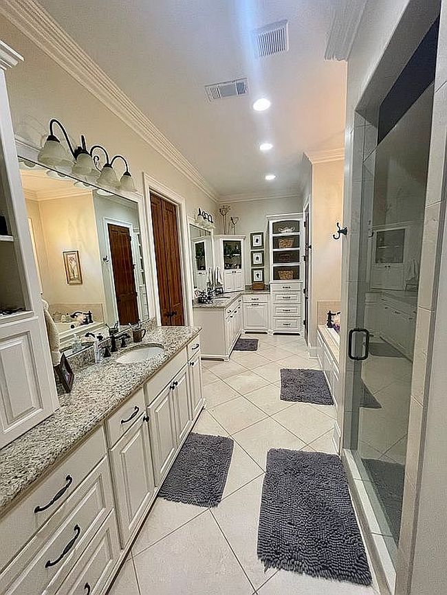 Image of 126 Indian Creek Blvd