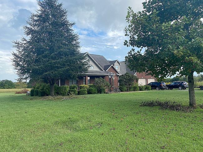 Photo of 495 Roy Womack Rd, Smithville, TN