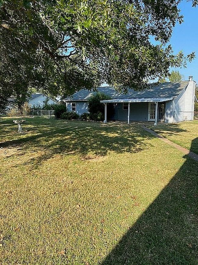 Additional photo 3 of property located at 8829 Centennial Rd