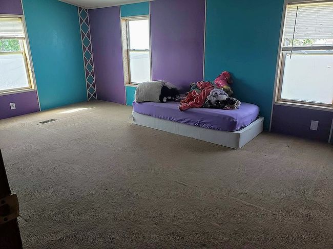 Image of 3415 Creekside Blvd