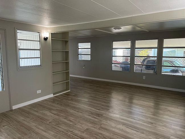Image of 4300 E Bay Dr