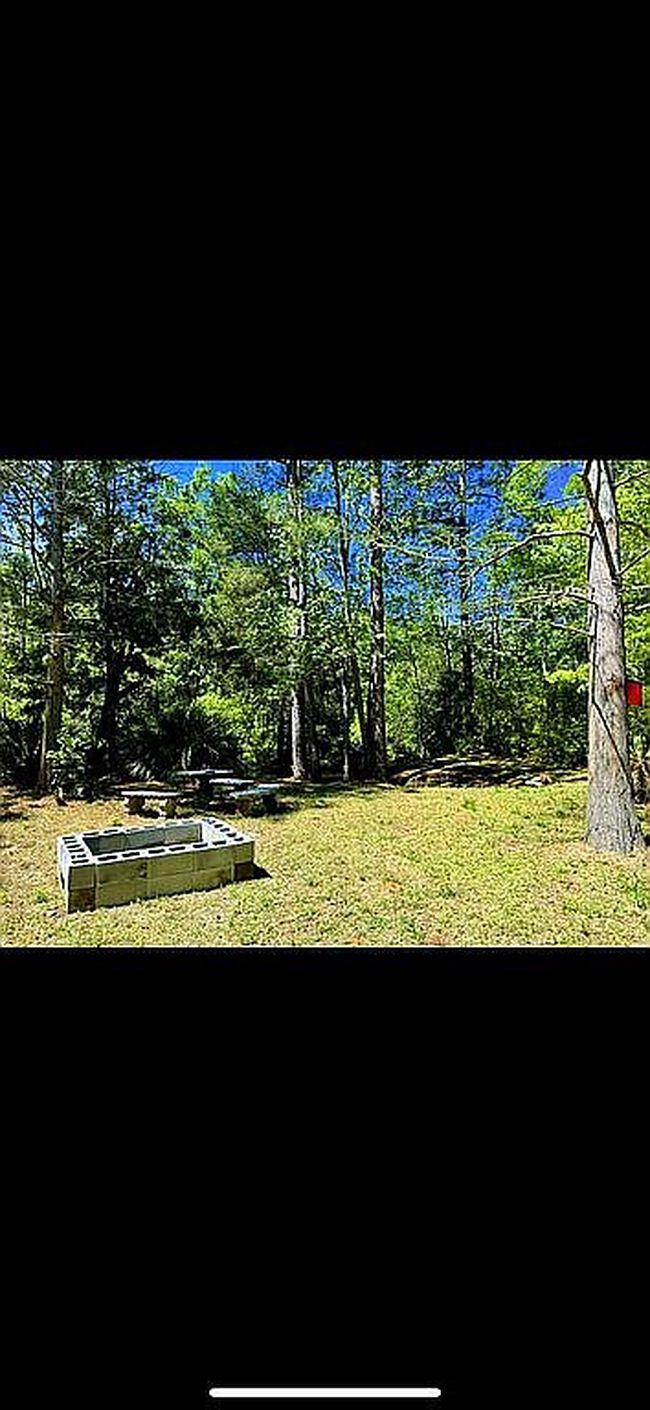 Image of 10946 Canal Dr