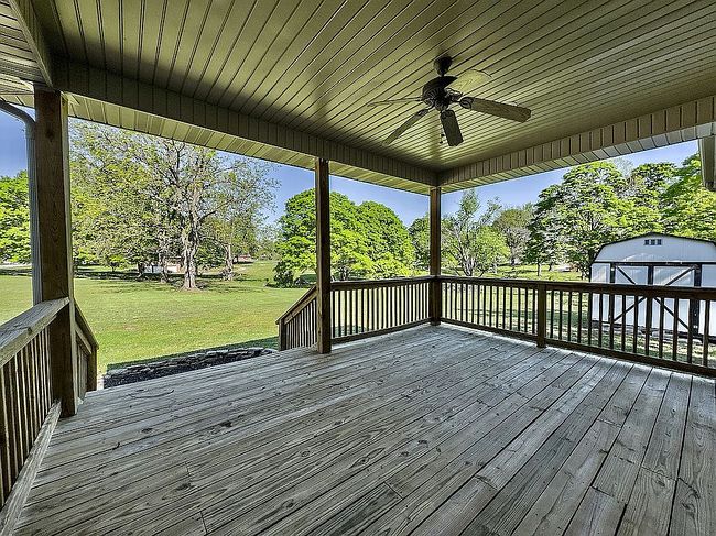 Photo of 555 E Farm Road 84, Springfield, MO