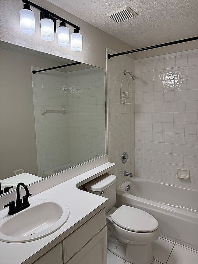 Image of 324 Randon Ter