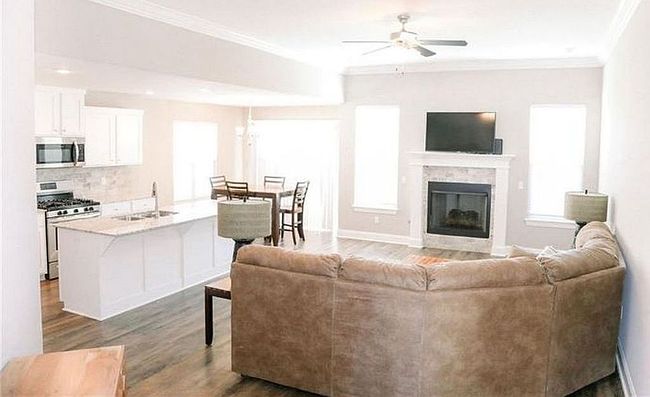 Preview of property located at 3771 Rockdale St