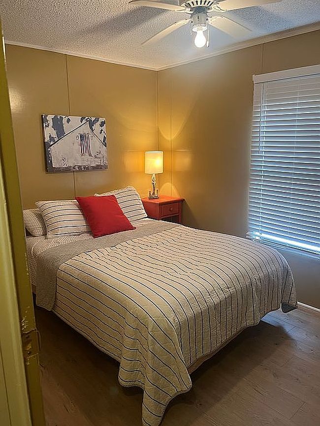 Image of 151 Harbor Oaks Dr