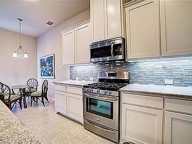 Image of 719 Emily Ln