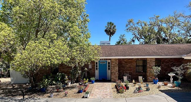Image of 6023 Oleander Ave