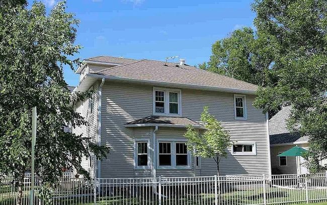 Image of 220 Grant St
