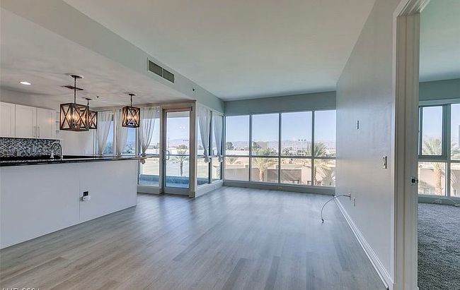 Image of 4575 Dean Martin Dr Unit 406