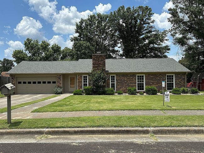 Photo of 10303 Parliament Dr Sw, Huntsville, AL