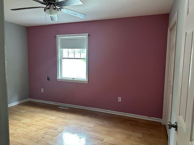 Photo of 711 Stallion Dr, Auburn, PA
