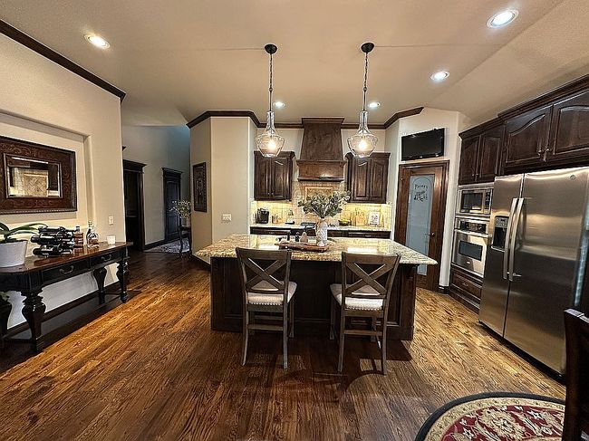 Additional photo 1 of property located at 13209 Alexandria Dr