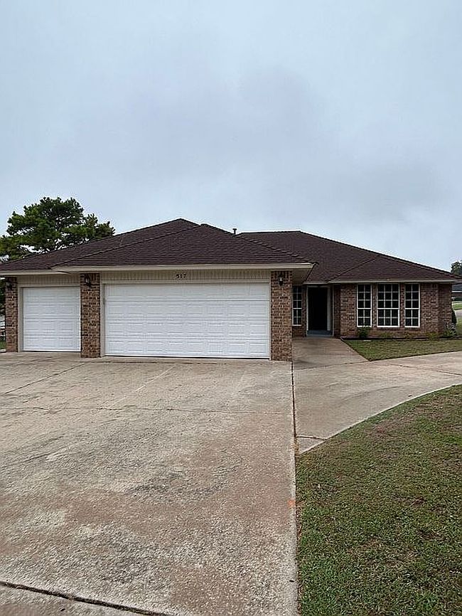 Photo of 517 Bob White Dr