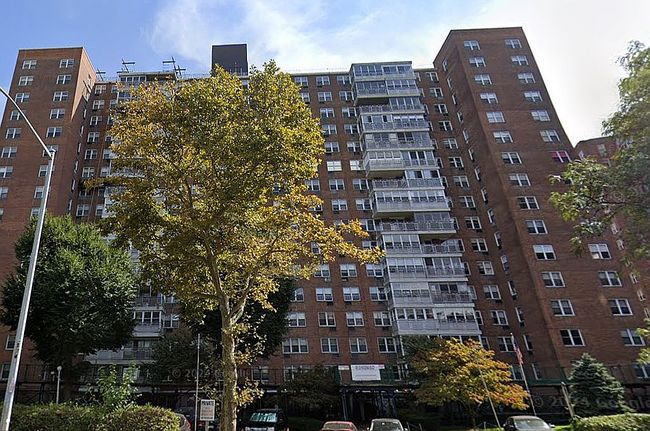 Photo of 4310 Kissena Blvd, Flushing, NY