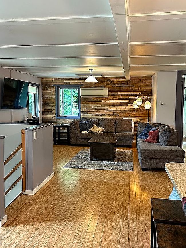 Photo of 11 Paddock Ln, Milton, VT