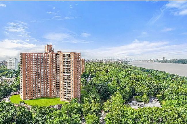 Photo of 5700 Arlington Ave Apt 12K, Bronx, NY