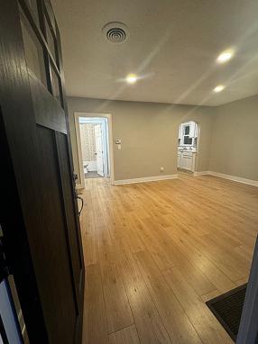 Additional photo 1 of property located at 201 S Richmond Ave