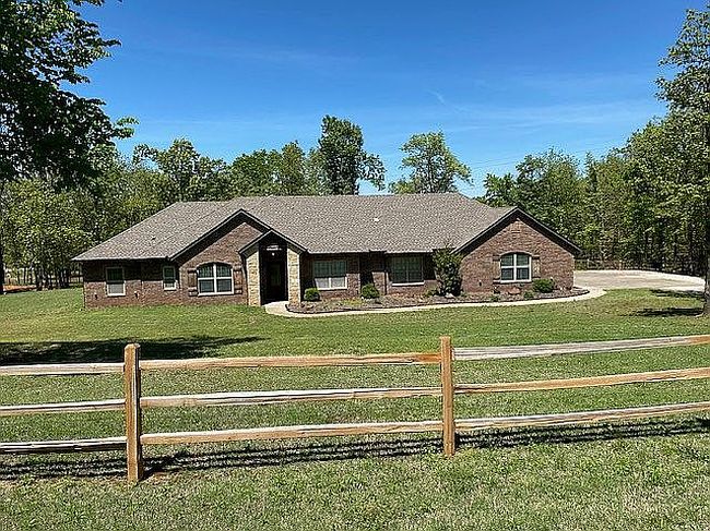 19225 Hunters Bluff Trl, Newalla, OK