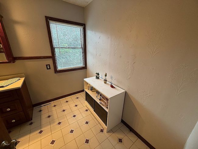 Additional photo 2 of property located at 20754 County Road 17