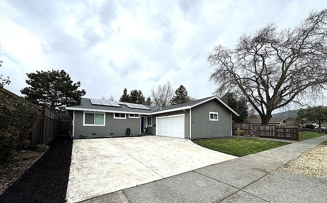 Image of 4119 Siskiyou Ave