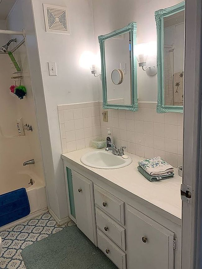 Image of 6105 Biscaya Ave