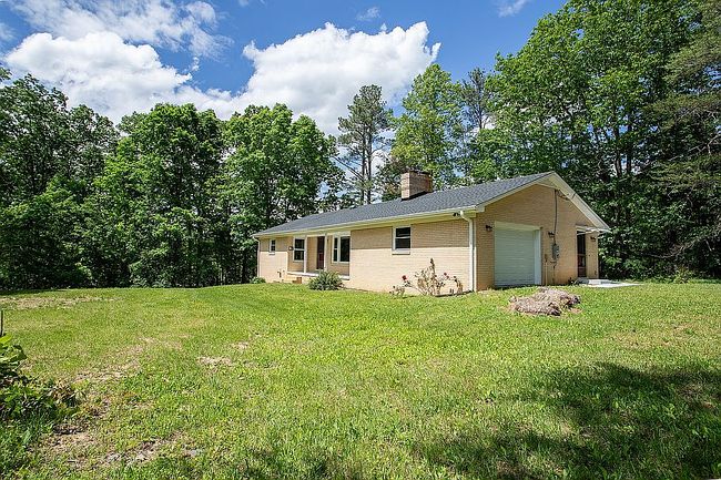 Image of 294 N Fork Ln
