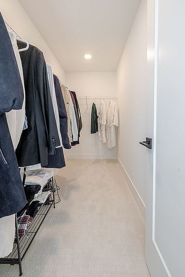 Preview of property located at 3510 Bennington Dr
