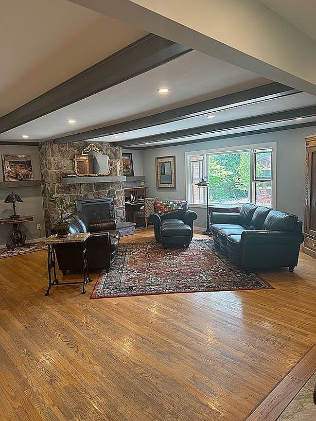Photo of 10 Quadrini Dr, Albany, NY