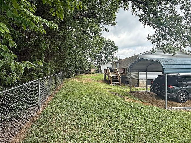 Photo of 101 S Fowler Cir, Clinton, TN