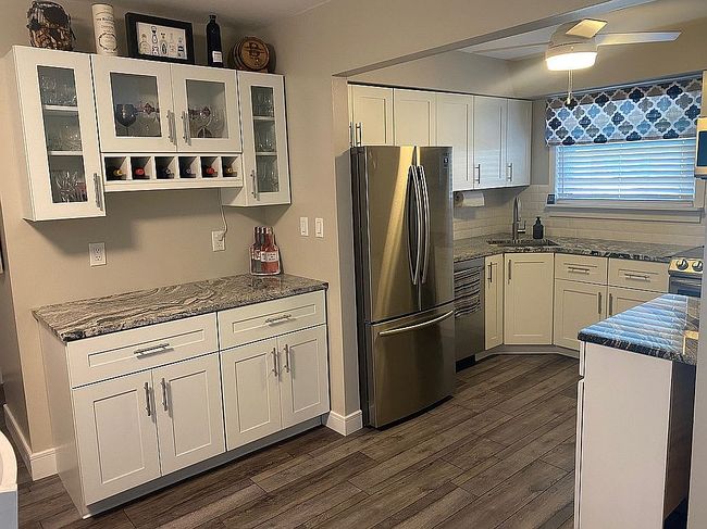 Image of 32 Deanna Dr