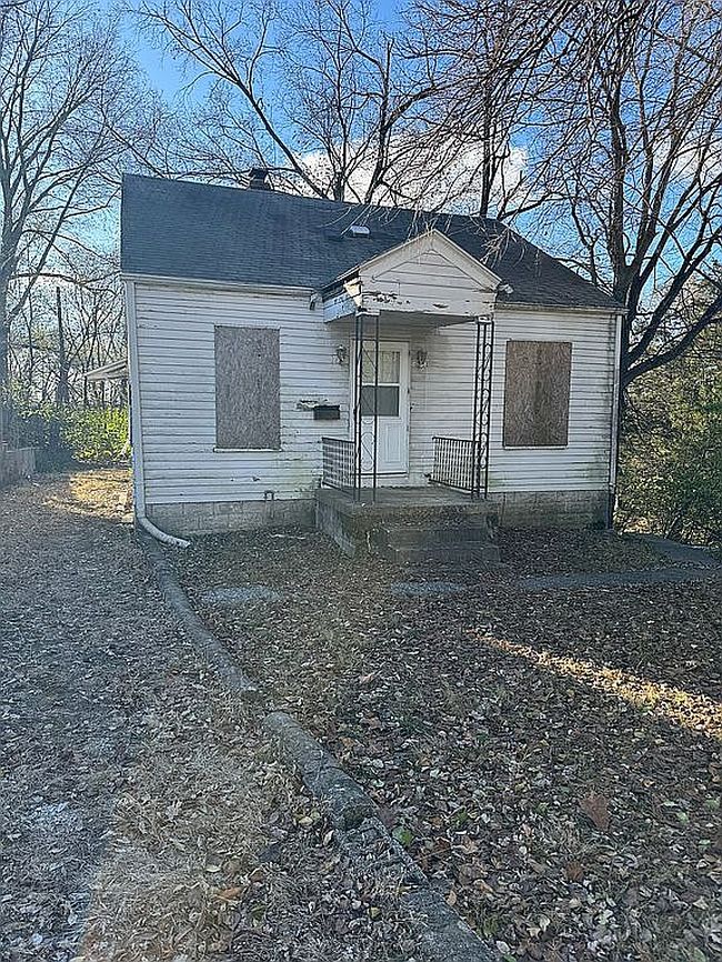 Photo of 2701 Viewland St, Alton, IL