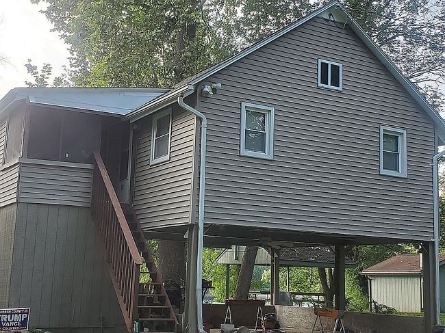 Photo of 11 Riveredge Ln, Phillipsburg, NJ